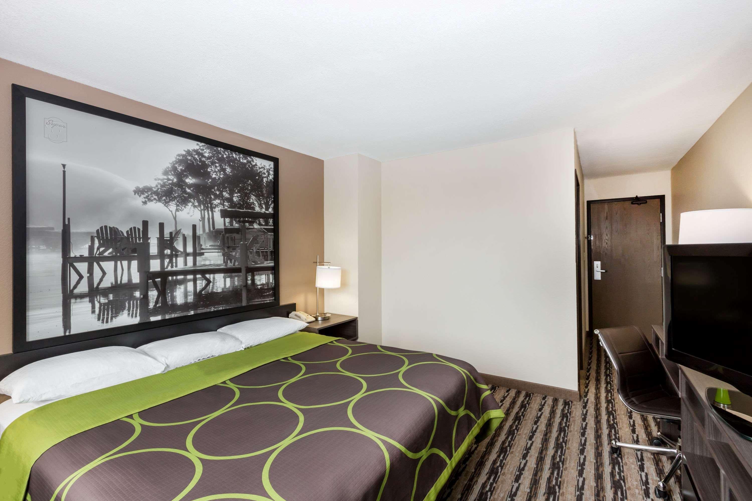 Super 8 By Wyndham Spirit Lake/Okoboji Ngoại thất bức ảnh