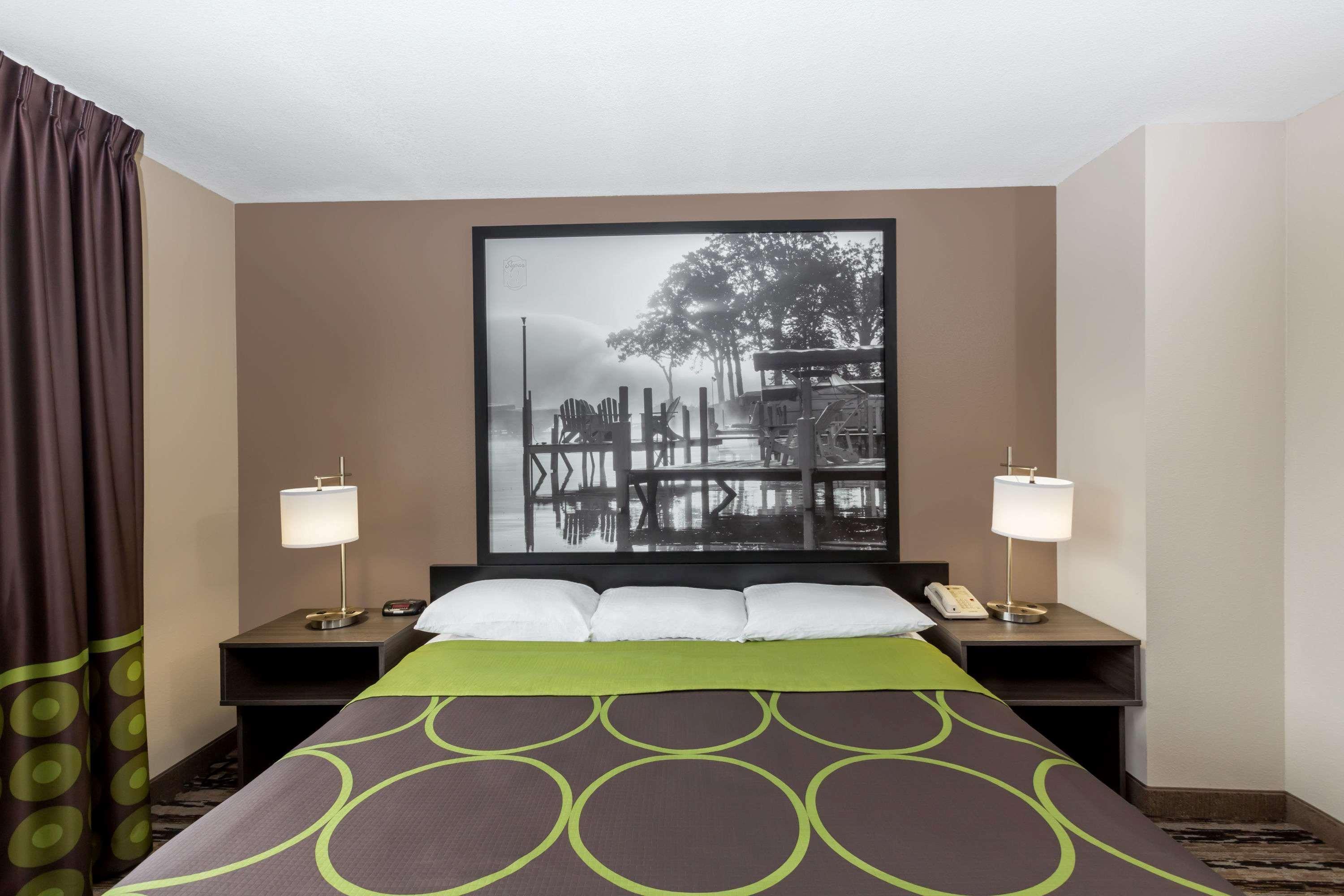 Super 8 By Wyndham Spirit Lake/Okoboji Ngoại thất bức ảnh