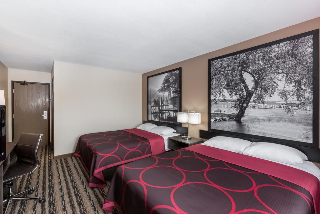 Super 8 By Wyndham Spirit Lake/Okoboji Ngoại thất bức ảnh